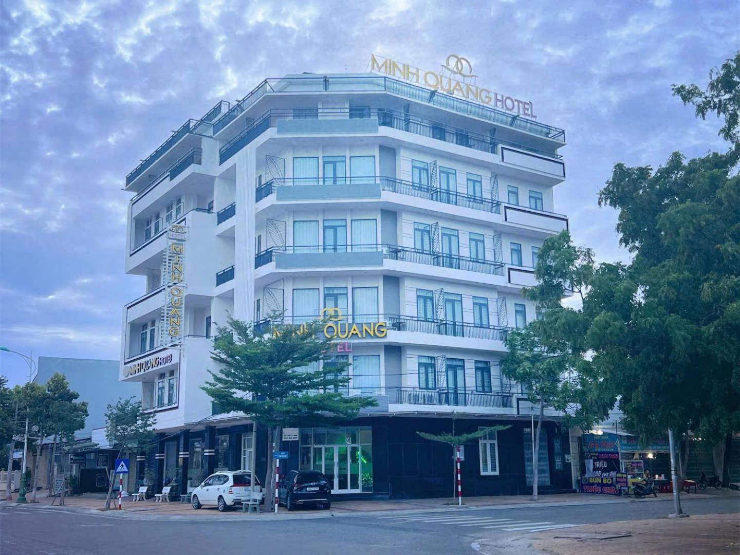 Khach San Minh Quang Ξενοδοχείο Phan Rang Εξωτερικό φωτογραφία
